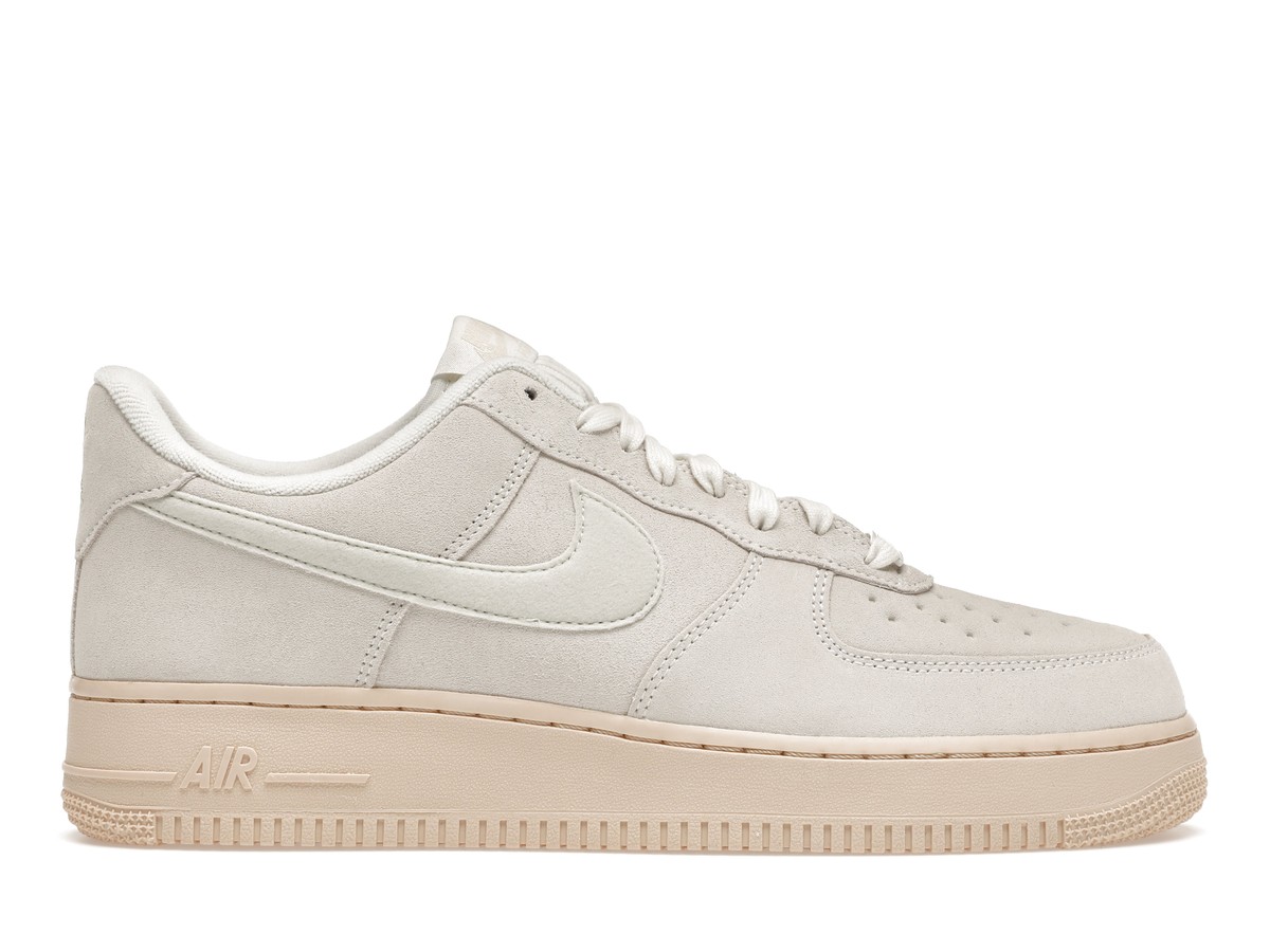 Nike Air Force 1 Low Winter Premium Summit White Suede