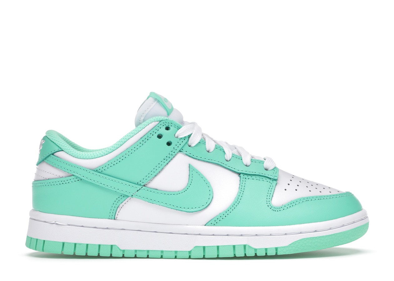 Nike Dunk Low Green Glow (W)