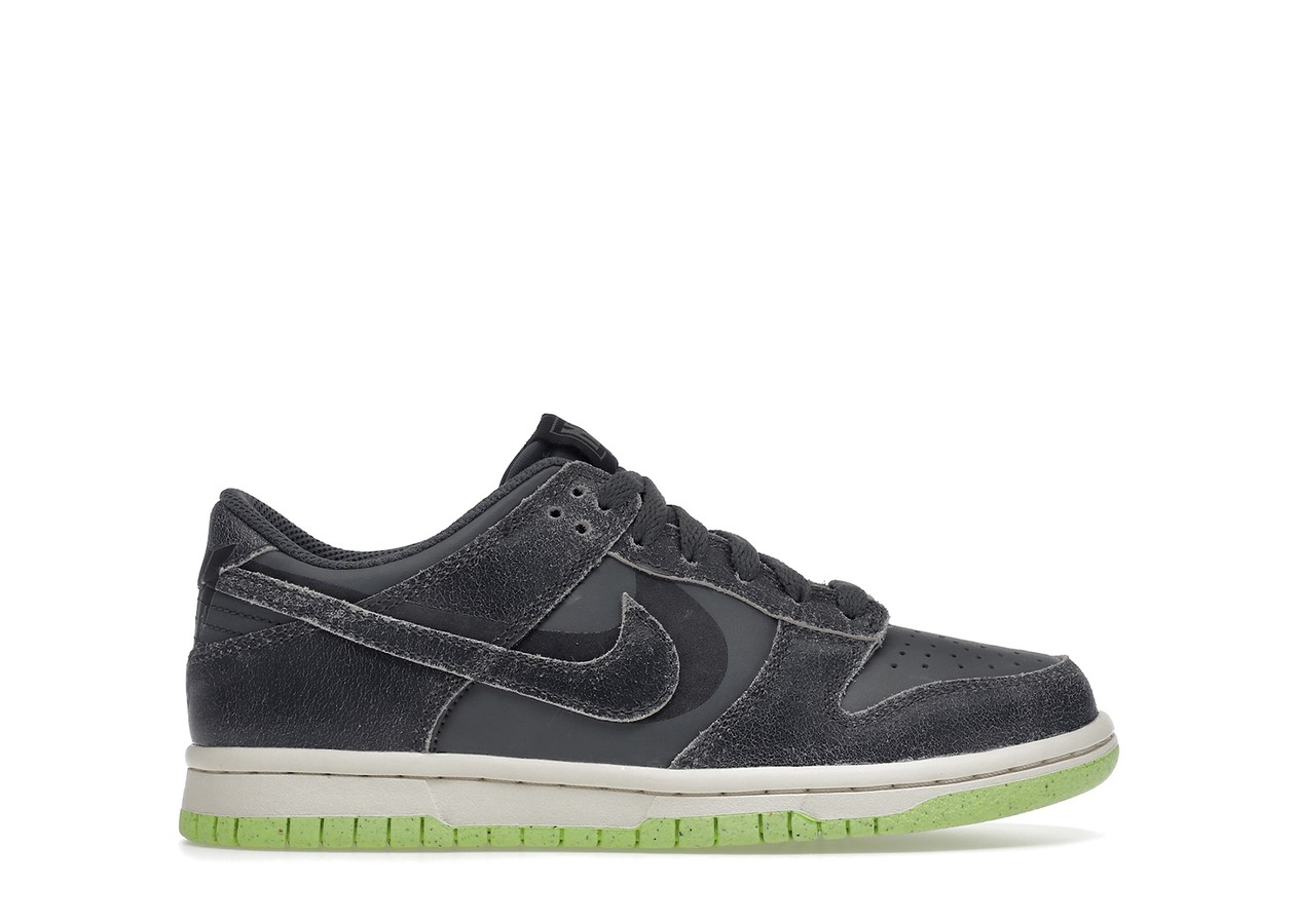 dunk low halloween