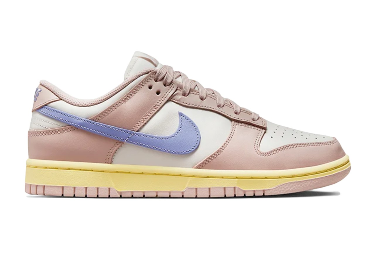 Nike Dunk Low Pink Oxford (W)