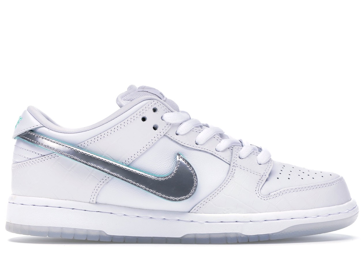 Nike SB Dunk Low Diamond Supply Co White Diamond